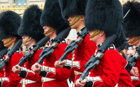 Changing of the Guard Walking Tour in London 3