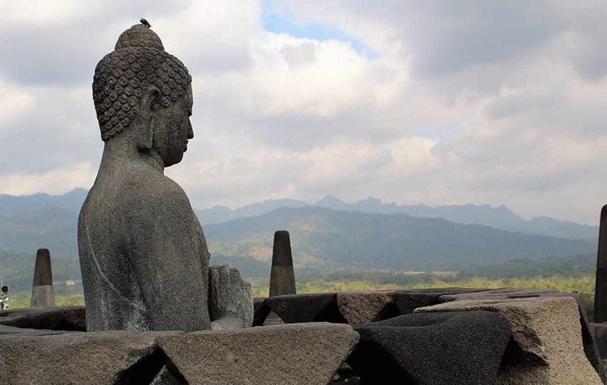 Yogyakarta Cultural Tour: Borobudur Temple, Prambanan Temple and Merapi Volcano