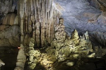 Full-Day Historical and Scenic Tour to Phong Nha Cave from Hue