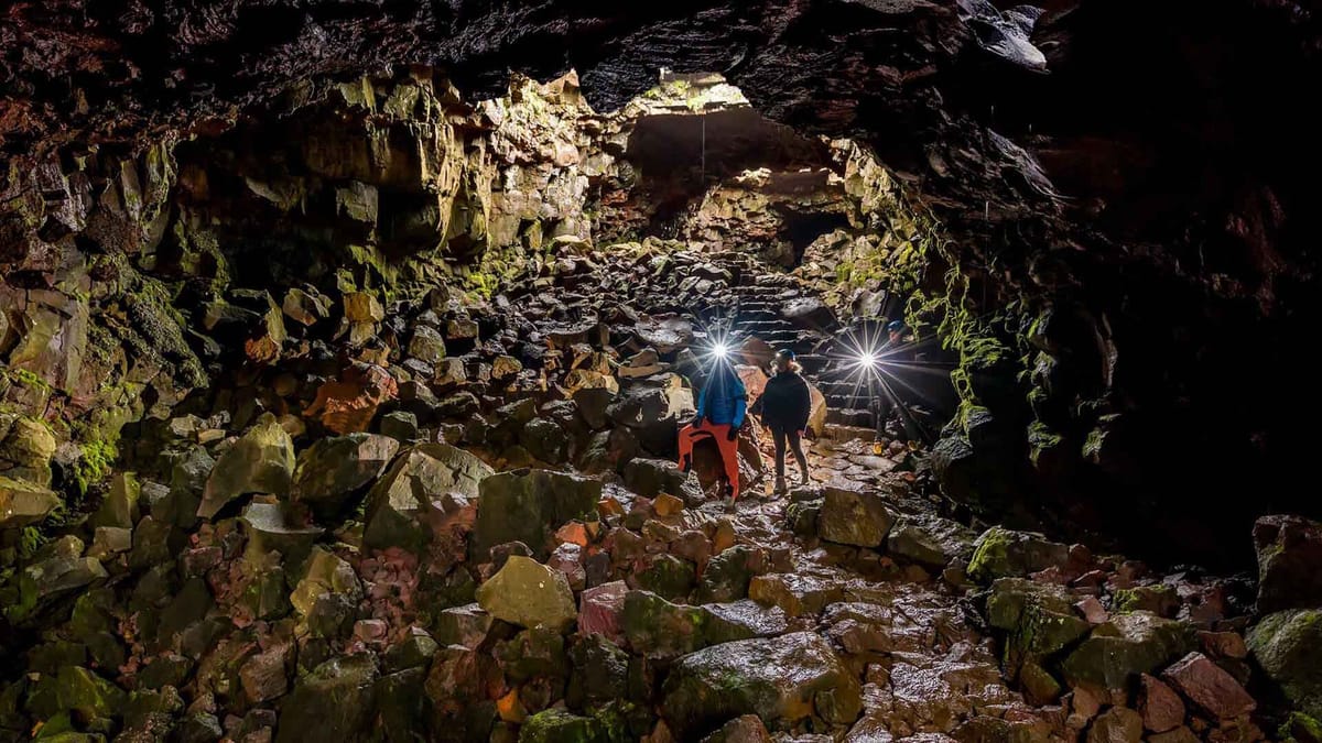 Golden Circle Tour & Lava Tunnel