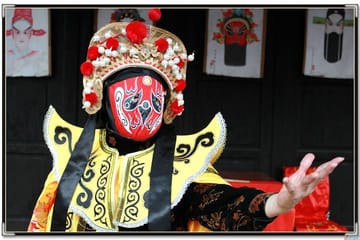 Sichuan Opera Performance Ticket in Chengdu with Reserved Seating