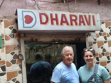 Mumbai Cultural and Slum Insights Bus Tour
