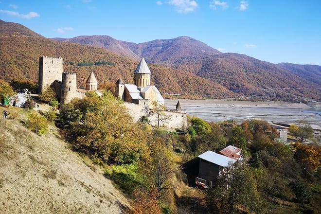 Ananuri Fortress