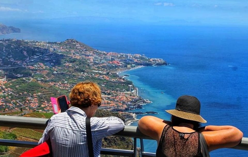 Cabo Girão and Mountain 4x4 Adventure Tour in Madeira
