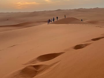 3-Day Tour: Edge of the World, City tour and Red Sand from Riyadh