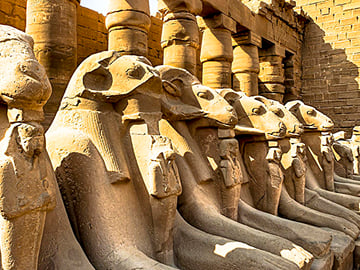 5-Day Lake Nasser Adventure from Aswan to Abu Simbel
