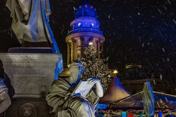 Walking Tour of Gendarmenmarkt Christmas Market in Berlin