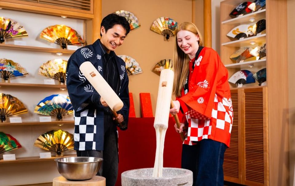 Kyoto Traditional Mochi Pounding Experience with Tasting