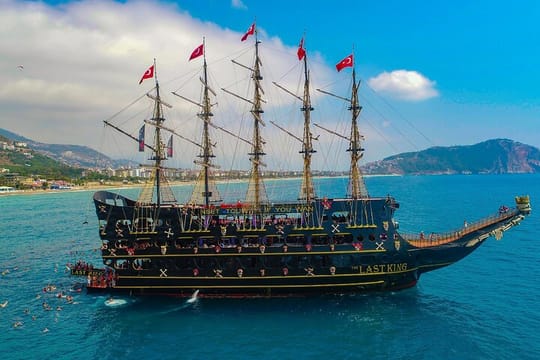 All Inclusive Deluxe Pirate Ship from Alanya