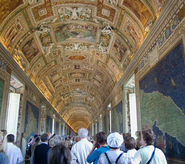 Private Vatican Highlights Tour - Skip The Line 8