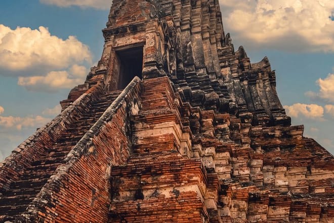 Bangkok Private Day Tour to Ayutthaya Temples and Baiyoke