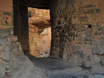2-Day Adventure Tour in Jabal Shams, Oman