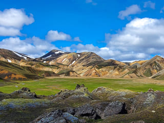 Vondugil is accessible when hiking Laugahraun 4,5 km circle in Landmannalaugar