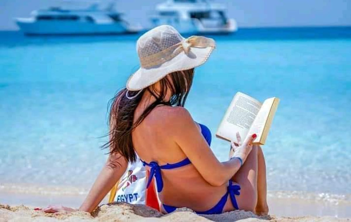 Paradise Island Snorkeling Day on Boat Hurghada