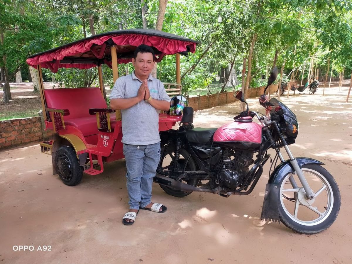 Private Angkor Wat Tuk-Tuk Tour with Sunrise, Sunset & Local Markets