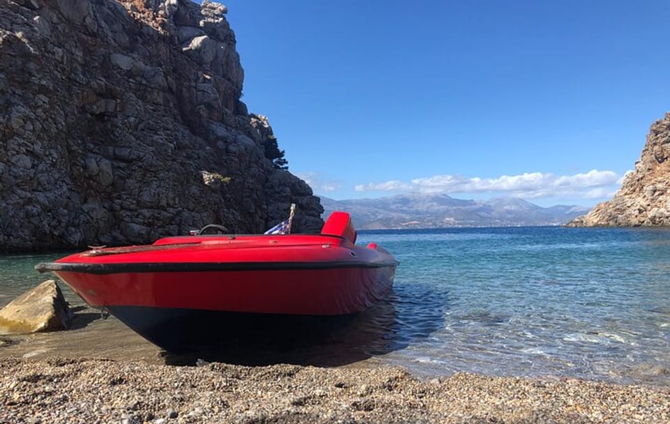 Half-Day Speedboat Tour with Snorkeling in Agios Nikolaos