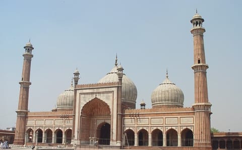 Cultural Tour of Agra, Badami, Bijapur, and Mumbai