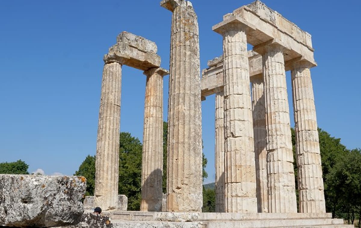 2 Days Private Tour: Mycenae – Epidaurus – Nafplio – Nemea & Ancient Corinth