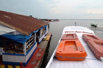VIP Speedboat Transfer from Santa Rosa to Iquitos