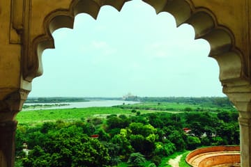 4-Days Delhi-Agra-Jaipur-Delhi Tour by Fast AC Train