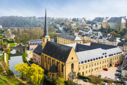 Luxembourg: Audio Guided Walking Tour (2:15 – 18 audio comments)