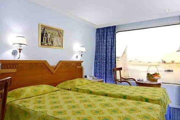 Private 7-Day Nile Cruise from Luxor to Aswan with Edfu Visit
