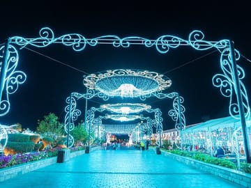 "Soho Square & Naama Bay: Sharm's Vibrant Day-to-Night Hotspots"