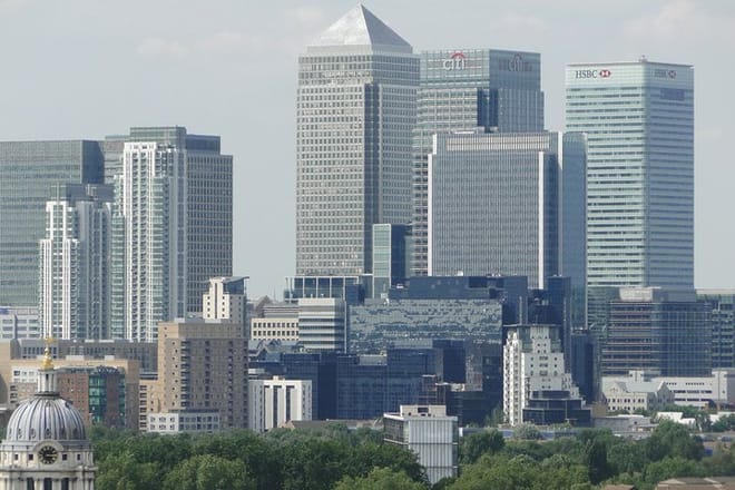 Private transfers between London Heathrow - London City Airports photo 2
