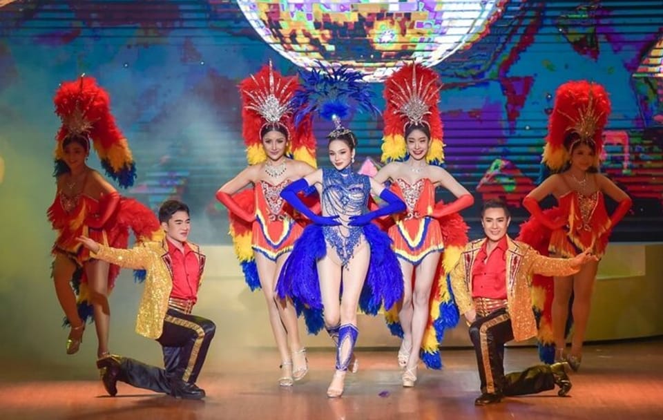 Golden Dome Cabaret Show Admission Ticket – Skip the line