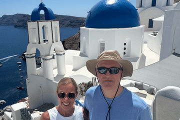 Private 5-Hour Tour of Santorini's Highlights with Local Guide