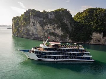Rosy Cruise - Best Halong Bay Luxury 5 Star Cruise (2D1N)