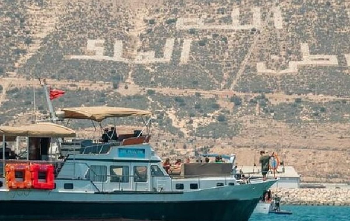 Scuba diving from Taghazoute