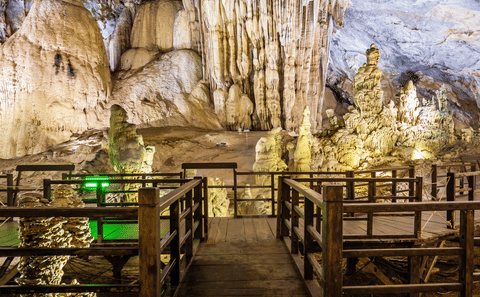 Paradise Cave and Mooc Spring Day Tour from Dong Hoi
