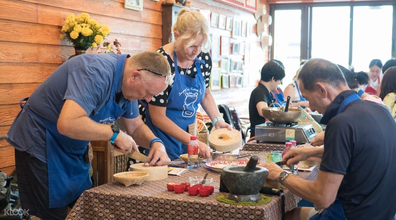 Sompong Thai Cooking School: Authentic Culinary Experience 8