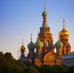 St. Petersburg: Private tour of the shrines of Nevsky Prospekt and the Savior on Blood Church