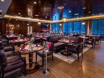 Stellar of The Sea Cruise -The Greatest Modern Yatch in Ha Long -Lan Ha Bay