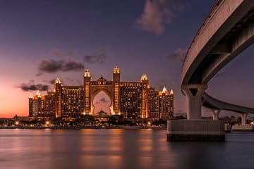 6 nights 7 days Dubai holiday package with 5 star hotel