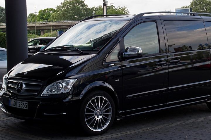 large voiture