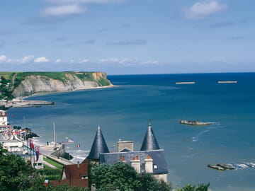 D-Day Historical Tour of Omaha Beach and Caen, France