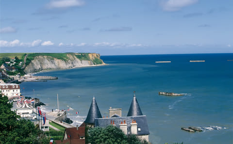 D-Day Historical Tour of Omaha Beach and Caen, France