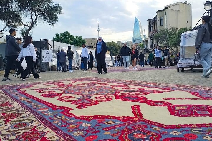 old city baku_old_city_baku_old city tour_old_city_tour_baku-shopping in old city-carpet festival baku-baku tour
