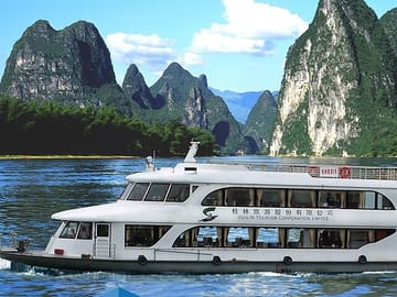 1 Day Private Cruise Tour at Li River from Guilin with Biking