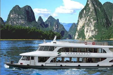 Private Li River Cruise and Bike Tour from Guilin to Yangshuo
