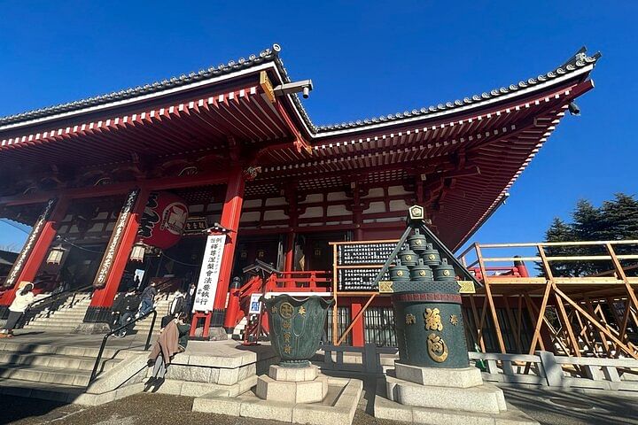 Asakusa Morning Temple and Onigiri Walking Tour
