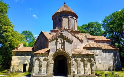 Scenic Tsalka Canyon Tour with Historic Sites from Tbilisi