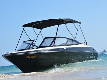 Private Speedboat Snorkeling Tour to Magawish Island from Hurghada