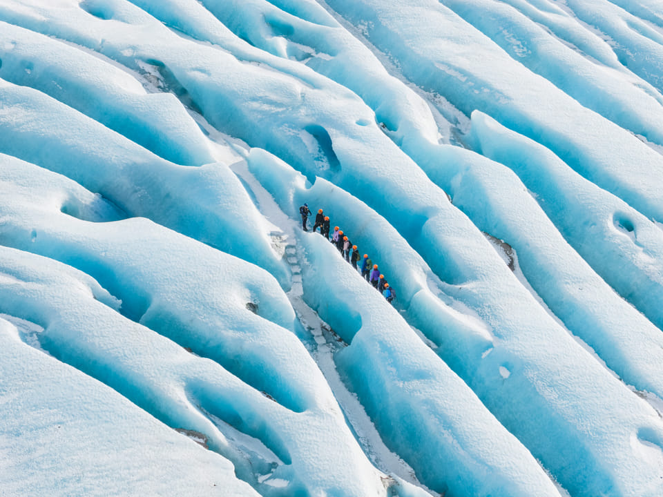 Crevasse Labyrinth - A Glacier Maze in Skaftafell — Arctic Adventures