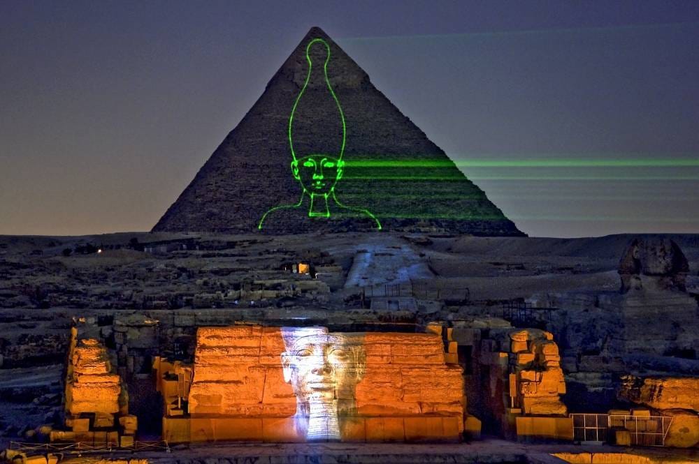 Cairo: Sound and Light Show at Giza Pyramids: A Night of Ancient Spectacle With Dinner