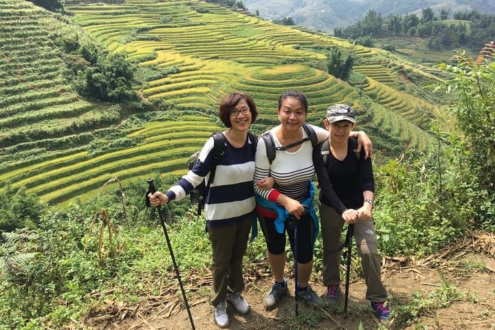 Sapa Trekking 3days/2nights from Hanoi by Limousine Roundtrip
