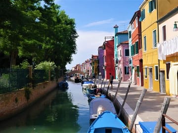 Full-Day Boat Tour of Murano, Burano, and Torcello Islands